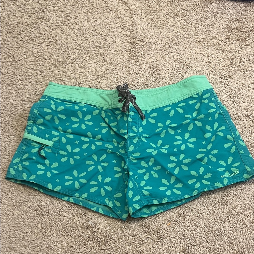 Patagonia Women's Turquoise Floral Athletic Shorts